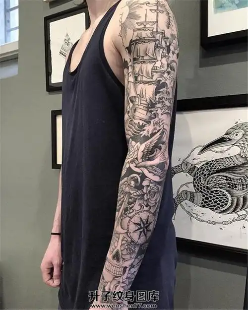 男性欧美老风格的花臂【升子纹身520】