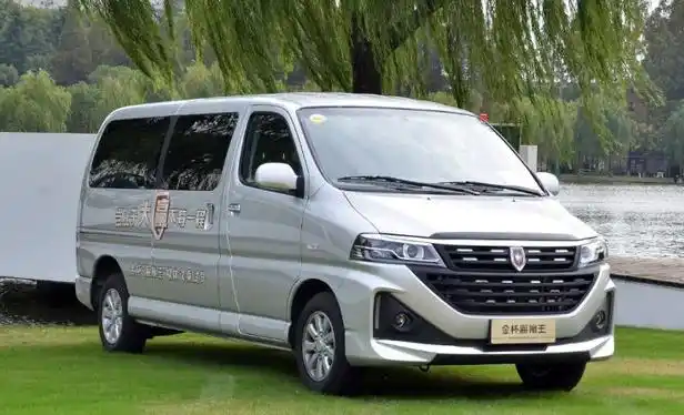 金杯海狮王上市,8.49万元起售,车身超5.2米