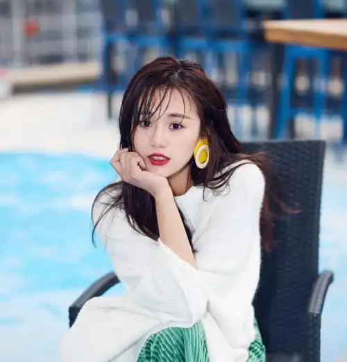 快手安若溪真实身份曝光 起底安若曦的众多黑料 - 品度娱乐