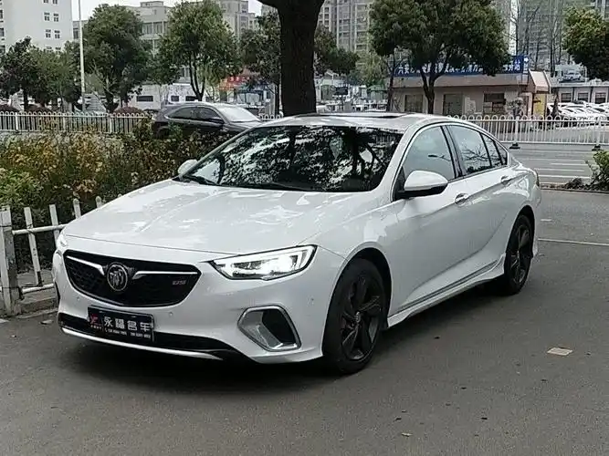 【六安】2018年3月 别克 君威 gs 28t 尊贵型 国v 白色 自动档