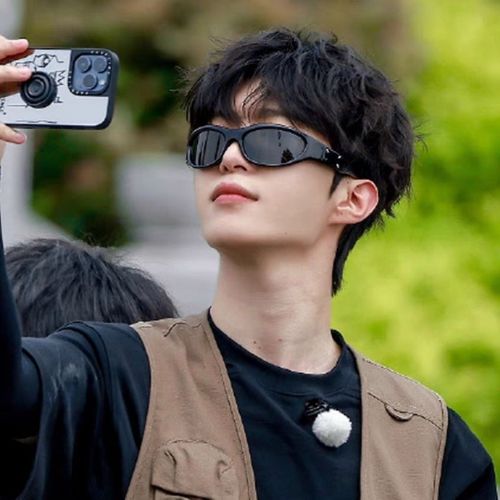 跑男范丞丞同款墨镜女高级感时尚韩版防紫外线防晒窄框太阳眼镜