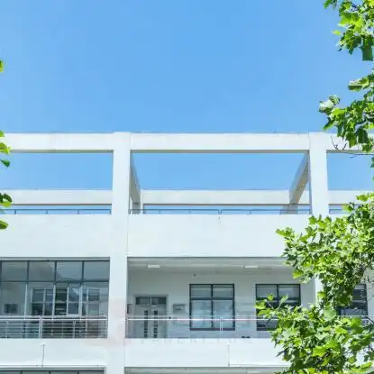 鹤岗市私立新北方学校