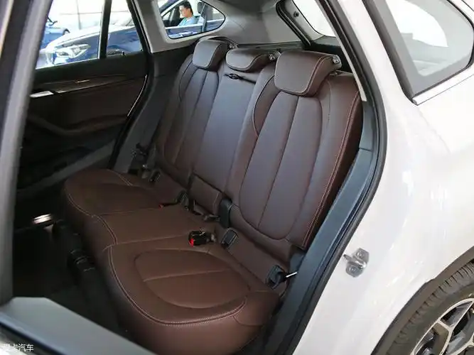 > 实拍新款华晨宝马x1