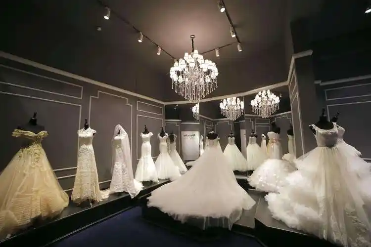 婚纱店