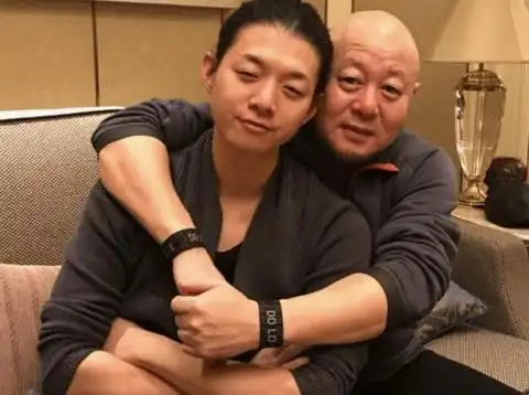 火风为儿子霍尊发声:尊儿很善良 网友称物化的感情太可怕