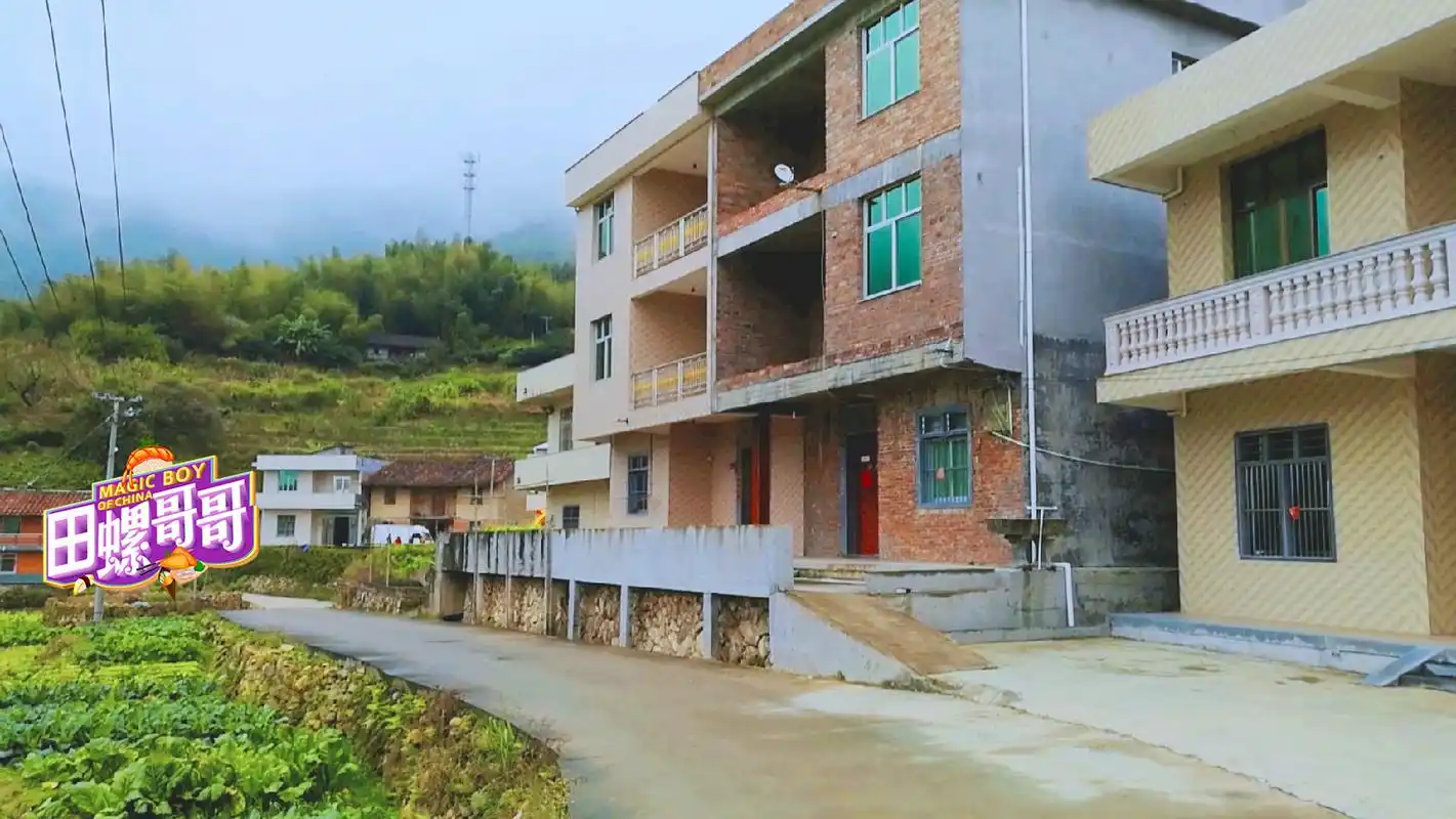 福建莆田家家户户都是豪宅?走进莆田最穷的村,您看看有豪宅吗?