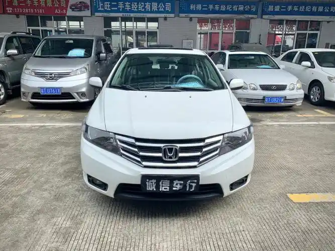 2013年4月本田锋范1.5手动挡感兴趣的话可留言私信!#中山二手车