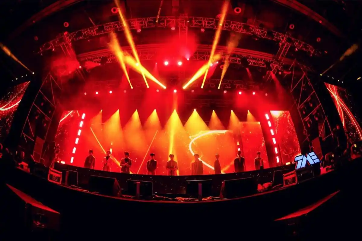 ninepercent首专发布会北京举行 新歌舞台首秀