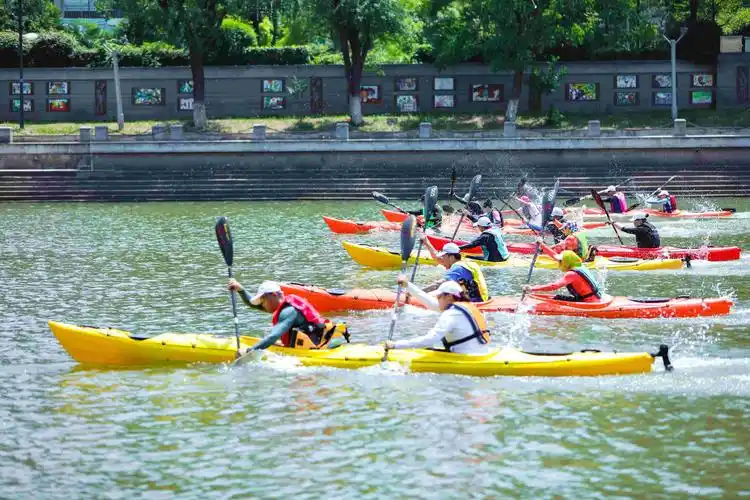2023南京"秦淮河"皮划艇,桨板邀请赛.秦淮河建设开发有限公司供图