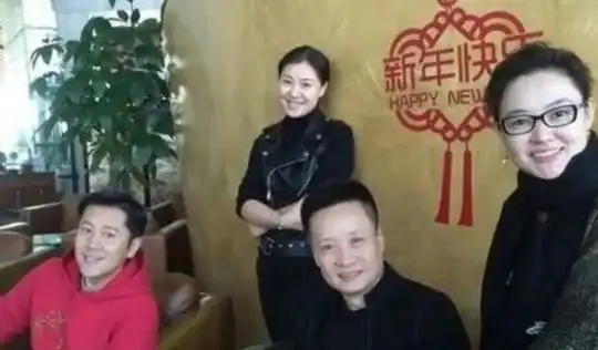 回顾阎维文妻子患癌不离不弃女儿嫁李肇星之子如今过得怎样