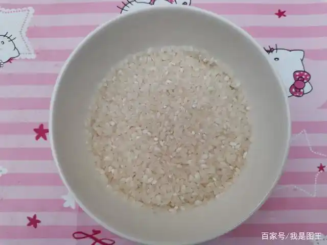 一道适合幼儿食用的蒸饭,具有解暑止渴,消食止泻的功效