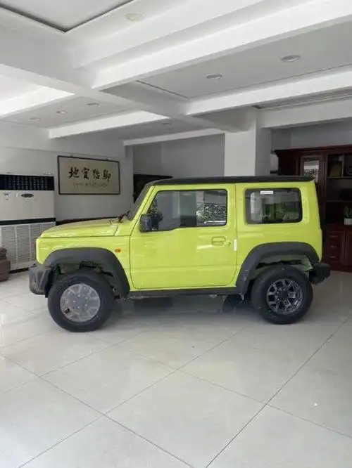 24款铃木吉姆尼 港口最新售价20余万