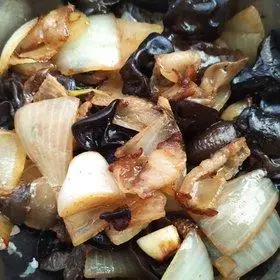 木耳洋葱炒肉的全部作品