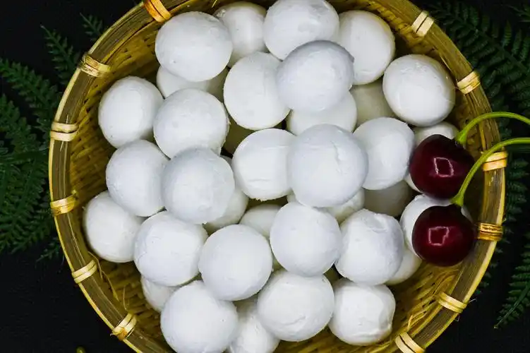 元宵 白色 球形 传统食品 中国食品 美食 食物 食品 元宵节 正月十五