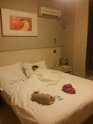 锦江之星(上海虹桥沪青平公路店)