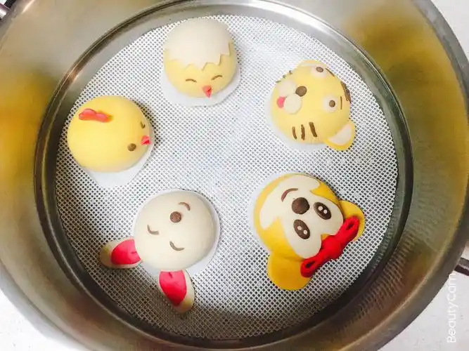 精彩小资讯12属相的馒头怎么捏,十二生肖的面食怎么捏[主料] 十二生肖