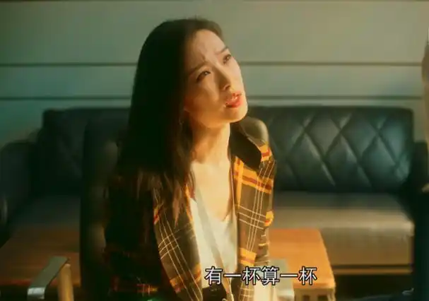 《流金岁月》蒋家破产,章安仁3次变脸,蒋南孙3次坚挺