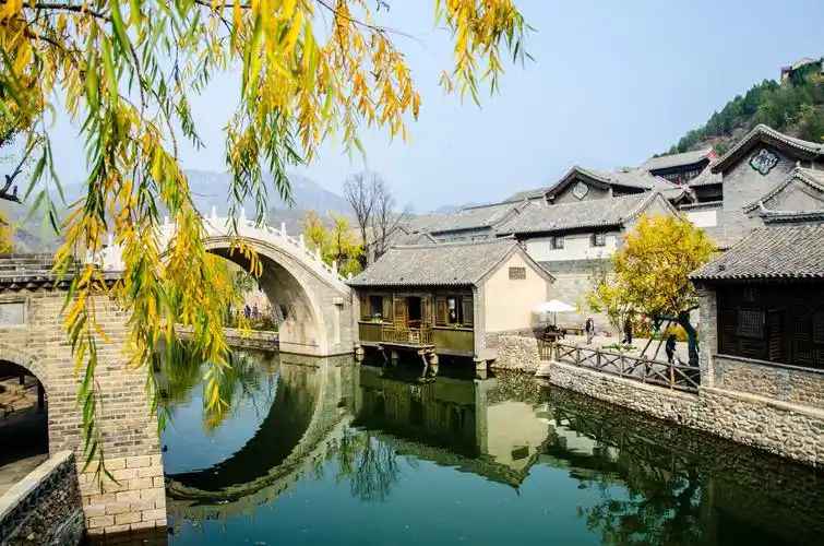 北京-夜观古北水镇,一座因水而兴的北方古镇-周末去哪儿
