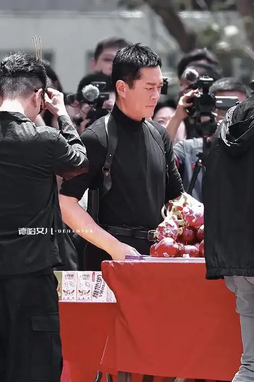 古今谦在超话  古天乐超话  #古天乐#  240602 《侦战》开机  香港