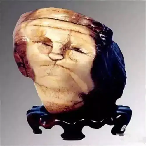 60亿天价奇石图片(一小伙在内蒙花150元买下奇石) - 赤虎壹号