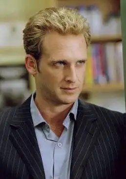 绿巨人浩克演员表