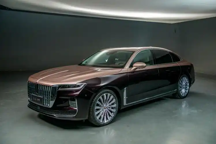 新红旗h9全球首秀 行走在路上的艺术品