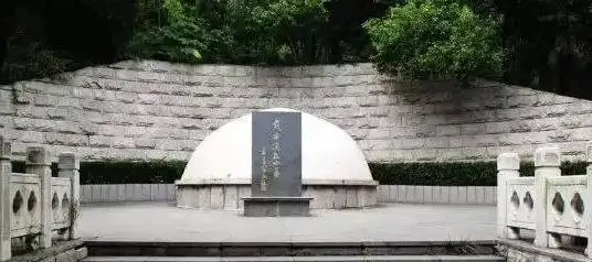 黄埔之英民族之雄一代抗日名将戴安澜