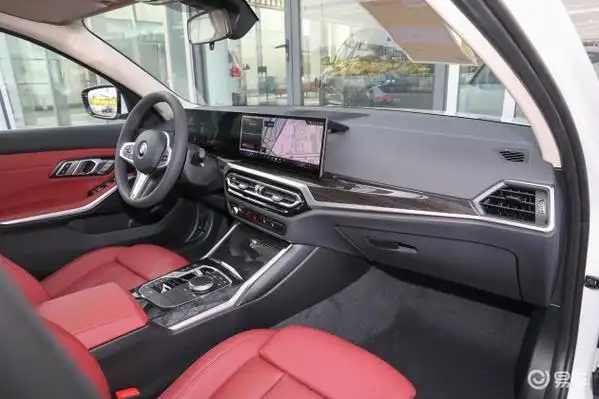 宝马3系档次-后排-发动机-易车