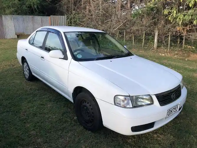 卖车2003年nissansunny1497cc