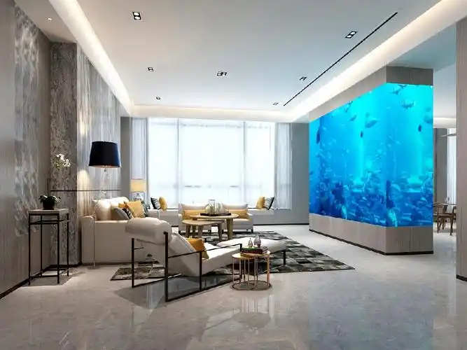 客厅摆脱了原始的情电视背景墙 以一个鱼缸的形式呈现 显着整个空间上