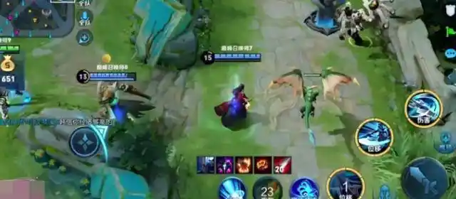 王者荣耀:草莓为女性玩家发声,却因带娃直播引争议