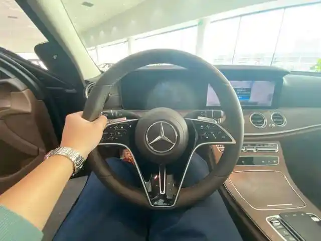老树新花——2021款北京奔驰e300l|座椅|方向盘|变速箱|内饰|e300l