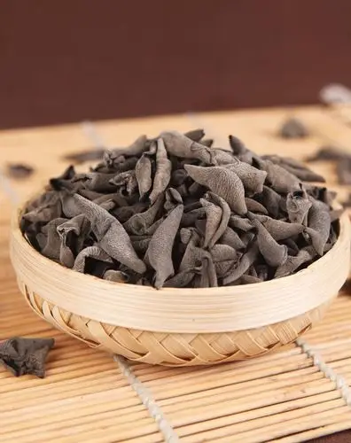 东北秋木耳野生黑山木耳罐装140g