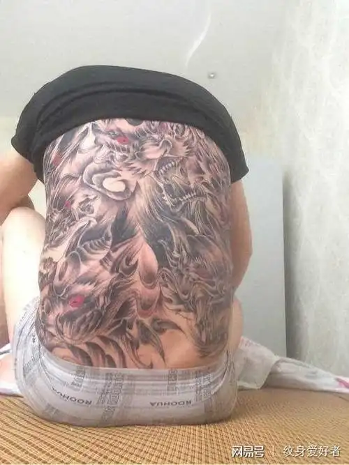 满背九龙拉棺霸道十足喜欢的来看