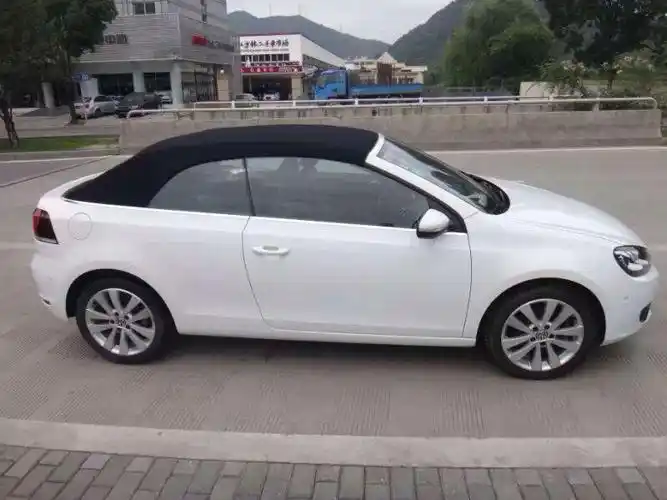 大众高尔夫敞篷车大众高尔夫敞篷车后备箱能放多少行李