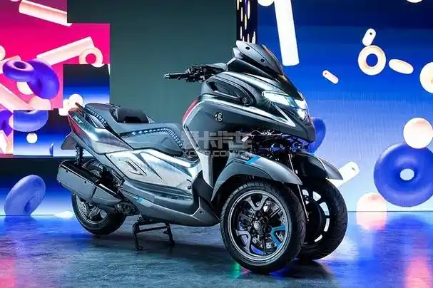 2018米兰车展 雅马哈全新倒三轮3ct发布