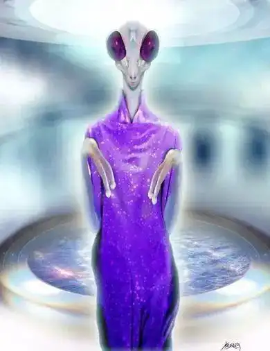 我就觉得那个时候就蛮有意思的,这个外星人是紫颜色的螳螂人