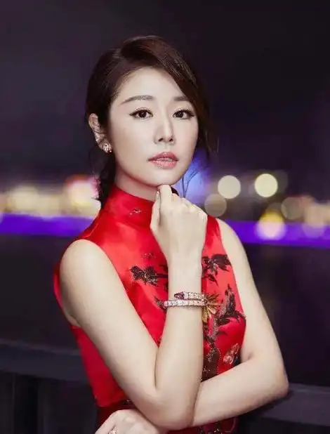 林心如身高 167,体重 92 斤,网友:女明星自律得令人惊叹!-腾讯新闻