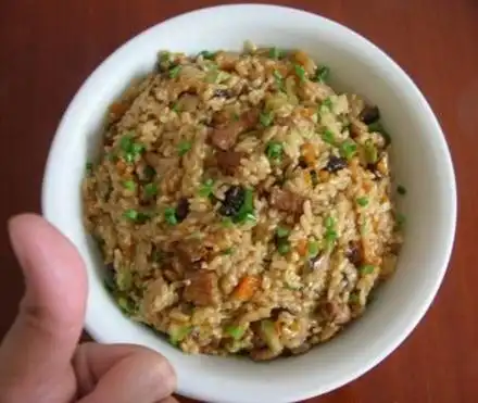 泉州十大名小吃之咸饭:闽南地区的传统小吃,当地人夏天的最爱吃