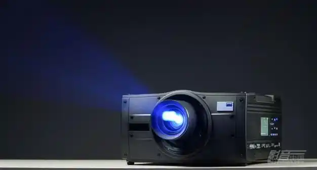 鉴赏5k宽银幕rgbled家用投影机王barco巴可bragics