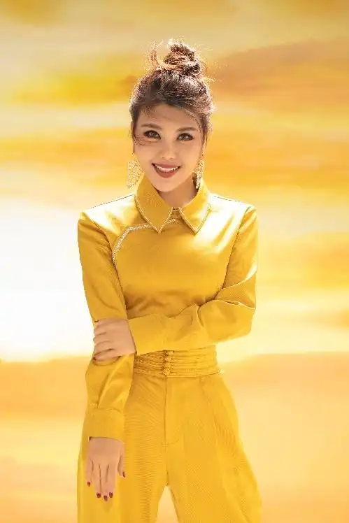 古韵遇到电音乌兰图雅山行演绎传统与现代文化交融之美