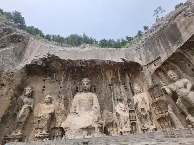 卢舍那大佛修缮完毕幸运相见就是太热啦