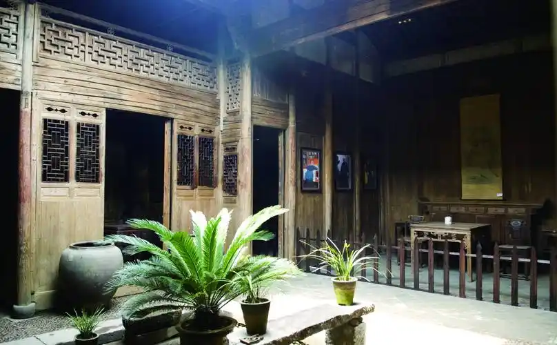 衢州江郎山戴笠秘宅仙霞关戴笠故居农家乐2晚3日跟团游