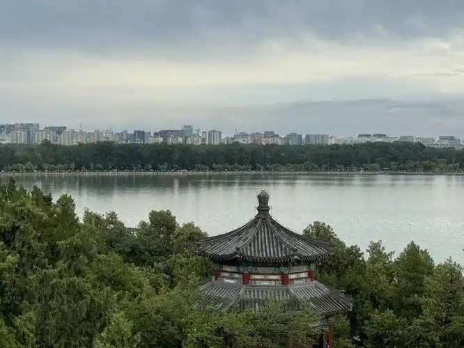 原计划的一半景点,留点遗憾下回再来  北京很好,我先撤啦北京·颐和园