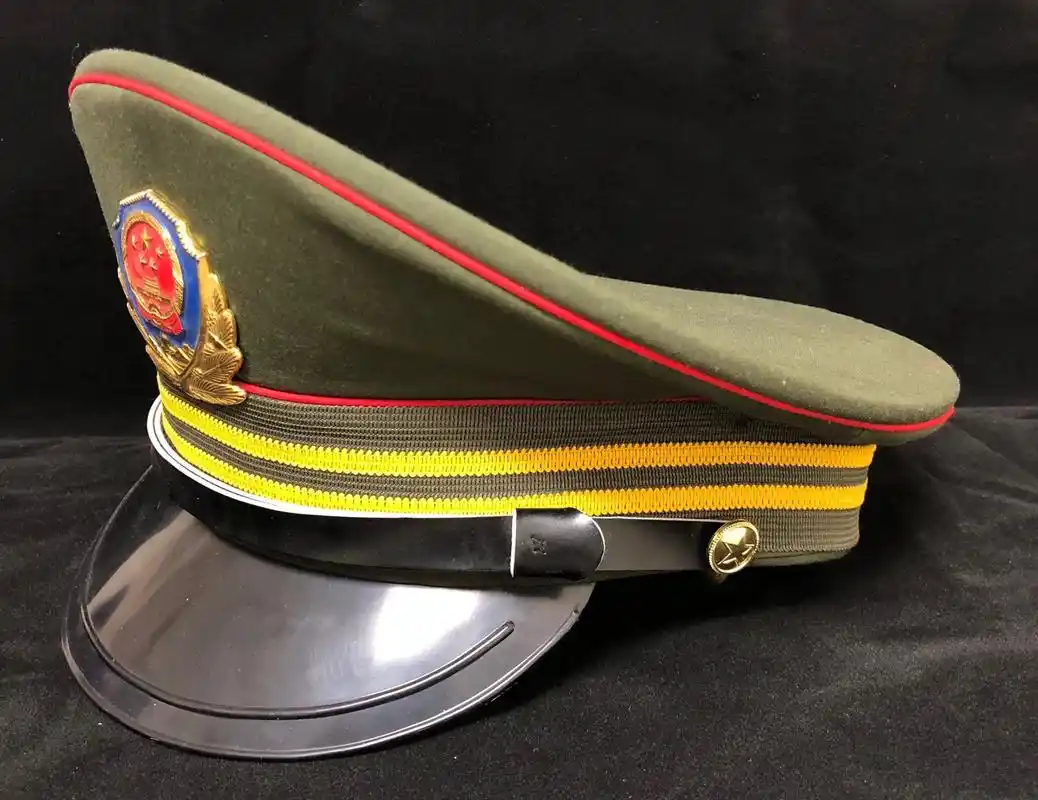 83式公安大檐帽.自70年代以来,人民警察队伍的正规化建设在 - 抖音