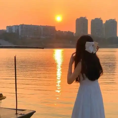 背景头像女唯美 女生头像图片大全 -【爱个性】