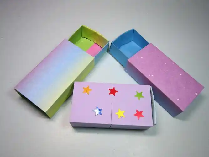 儿童手工折纸教程,可以抽拉的盒子折法,简单的收纳盒