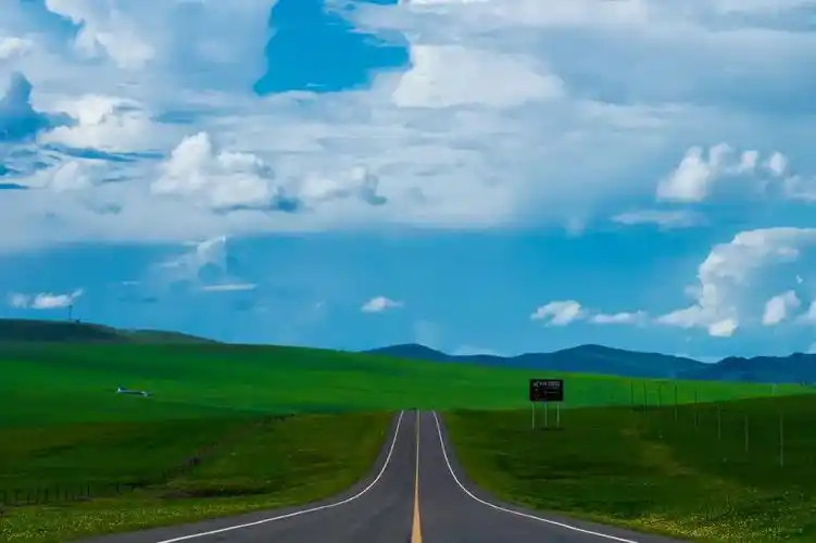 内蒙古最适合自驾的高颜值公路每一帧风景都是顶配