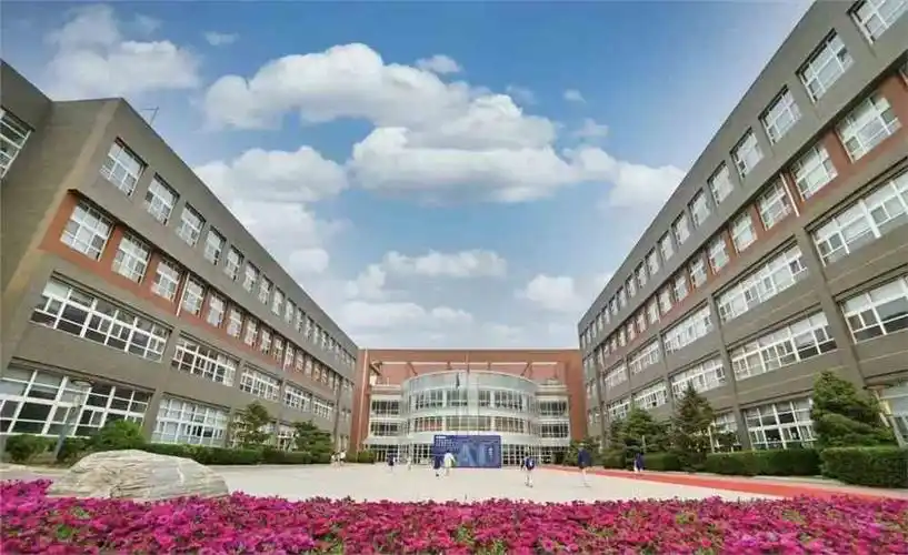 北京市新英才学校高考班招生,一流师资,最高可达3年学费全免_北京考试