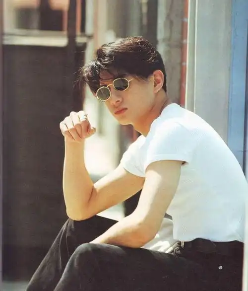 年轻时的吴奇隆简直就是初恋脸,还意外刘诗诗为什么要选择他了吗